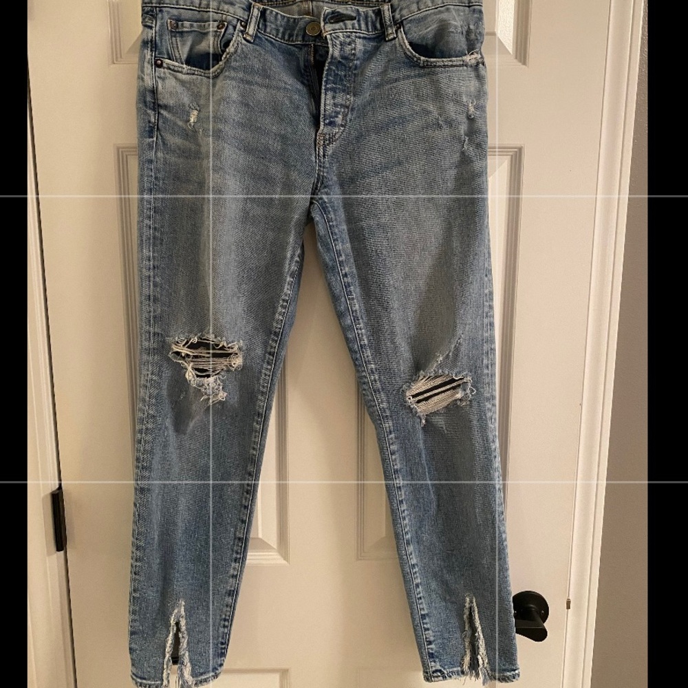 Moussy Light Blue Distressed Jeans
